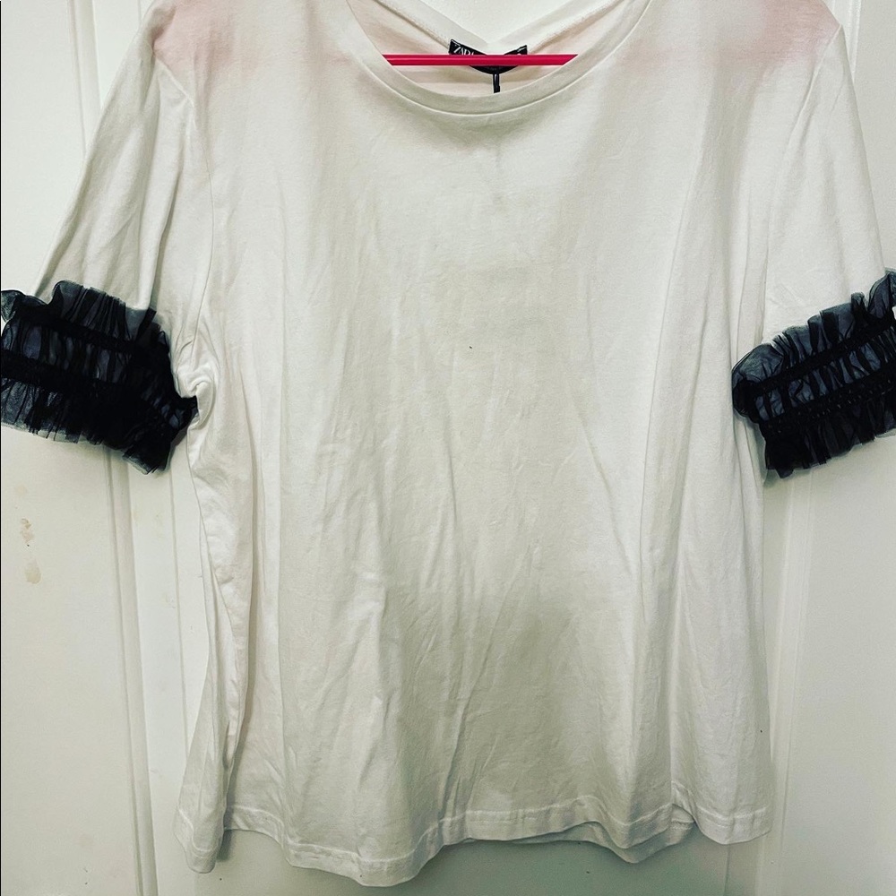 Women’s White T-shirt with black detail